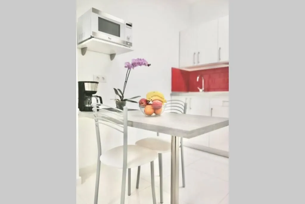 Appartement Modern Loft With Terrace In Pedestrian Street Next To Las Canteras à Las Palmas de Gran Canaria Espagne